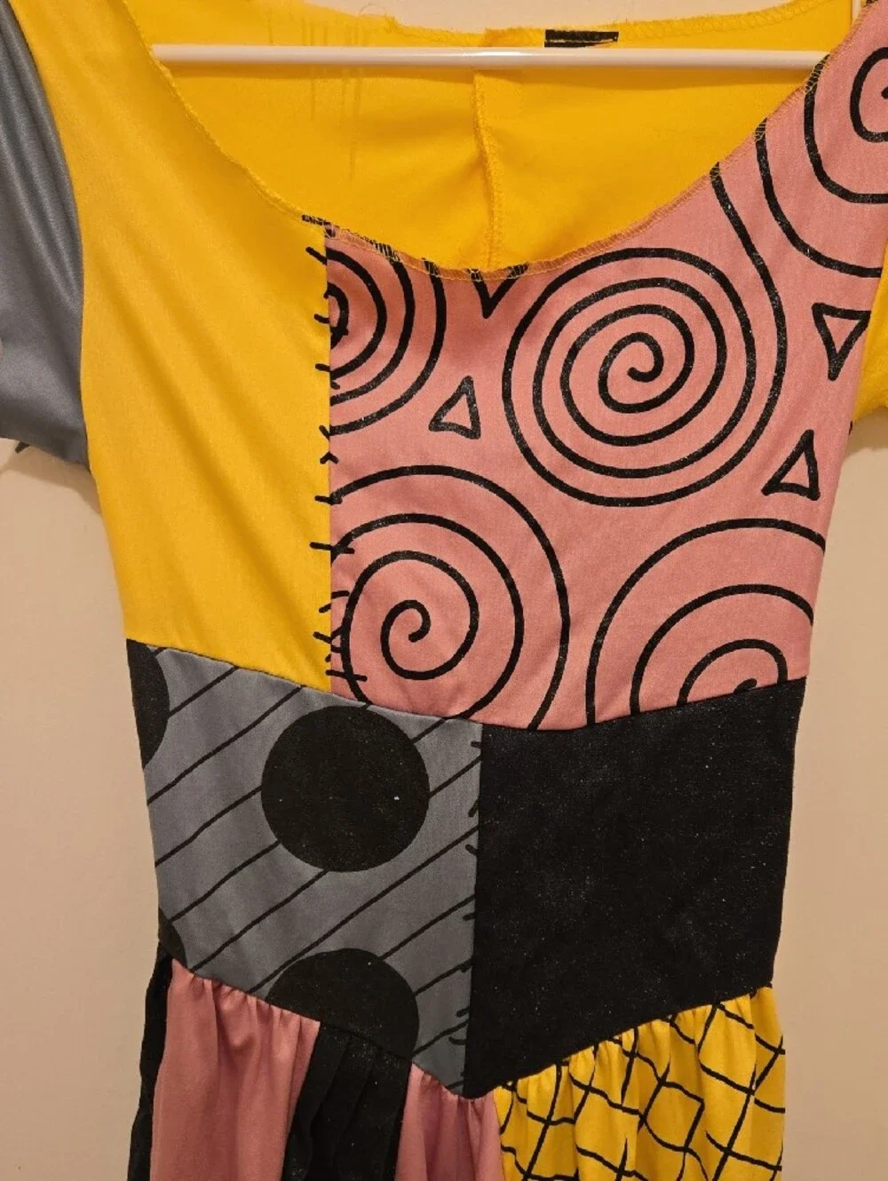 N/A eye catching